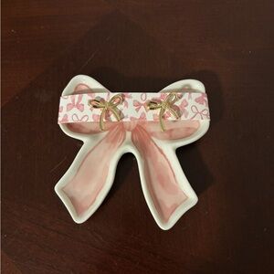 Pink Bow-Shaped Jewelry Tray with Gold Bow Earrings